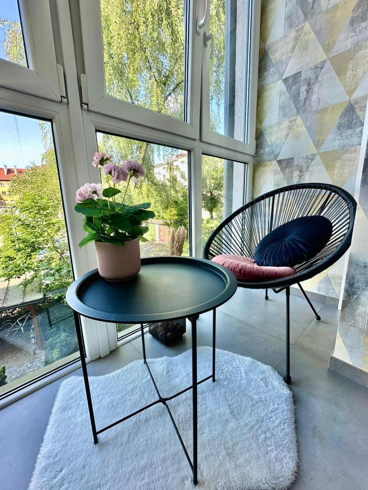 Apartament Studio Lea 7 Dzielnica Krowodrza. Bliskim Sasiedztwo Parku Krakowskiego. *
